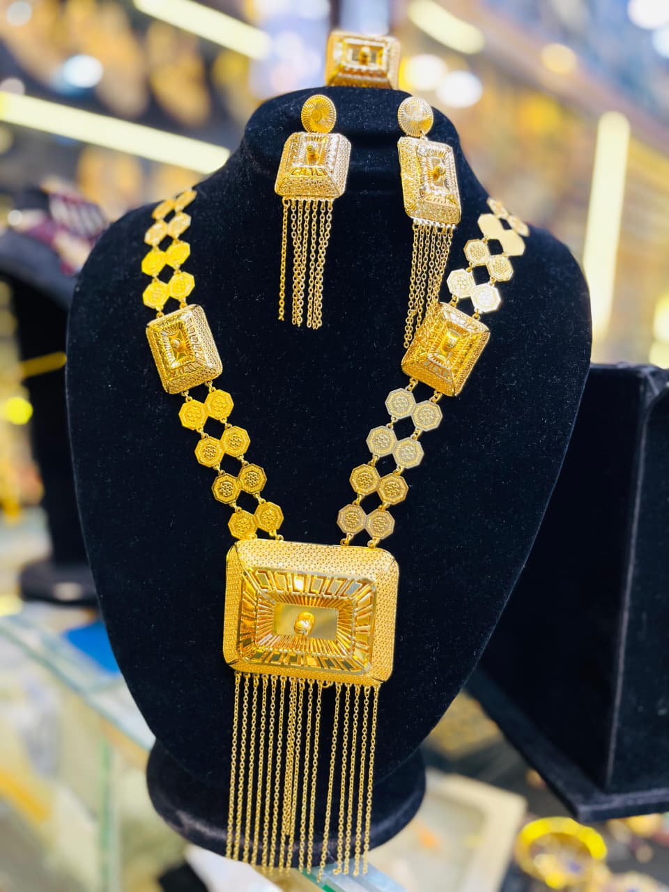 China Gold Mala Set